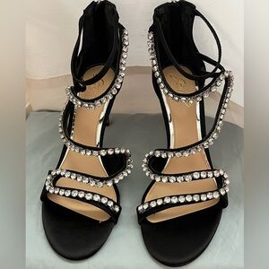 NWOTJewel Badgley Mischka Black Rhinestone Heels